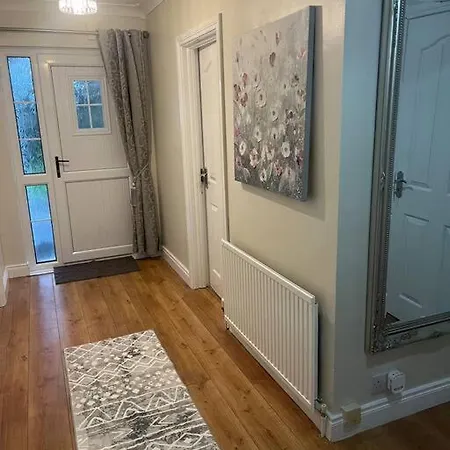 Cosy 4 Bed Bungalow In Quiet Residential Area! Strabane Exterior foto