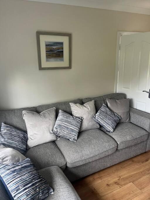 Apartment Cosy 4 Bed In Quiet Residential Area!