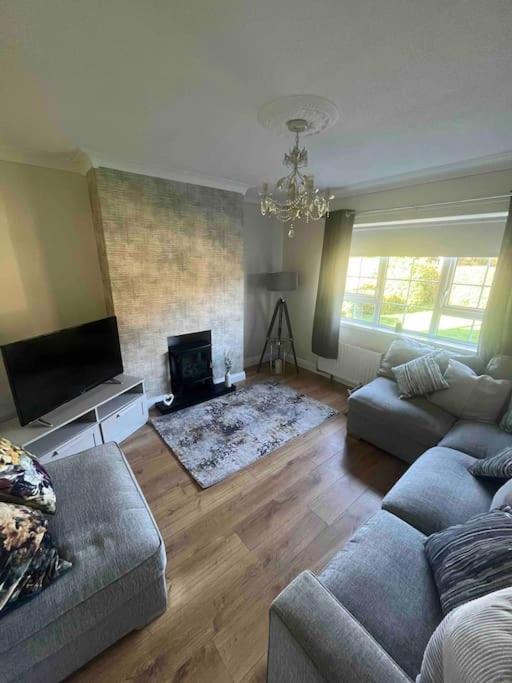 Apartment Cosy 4 Bed In Quiet Residential Area! *