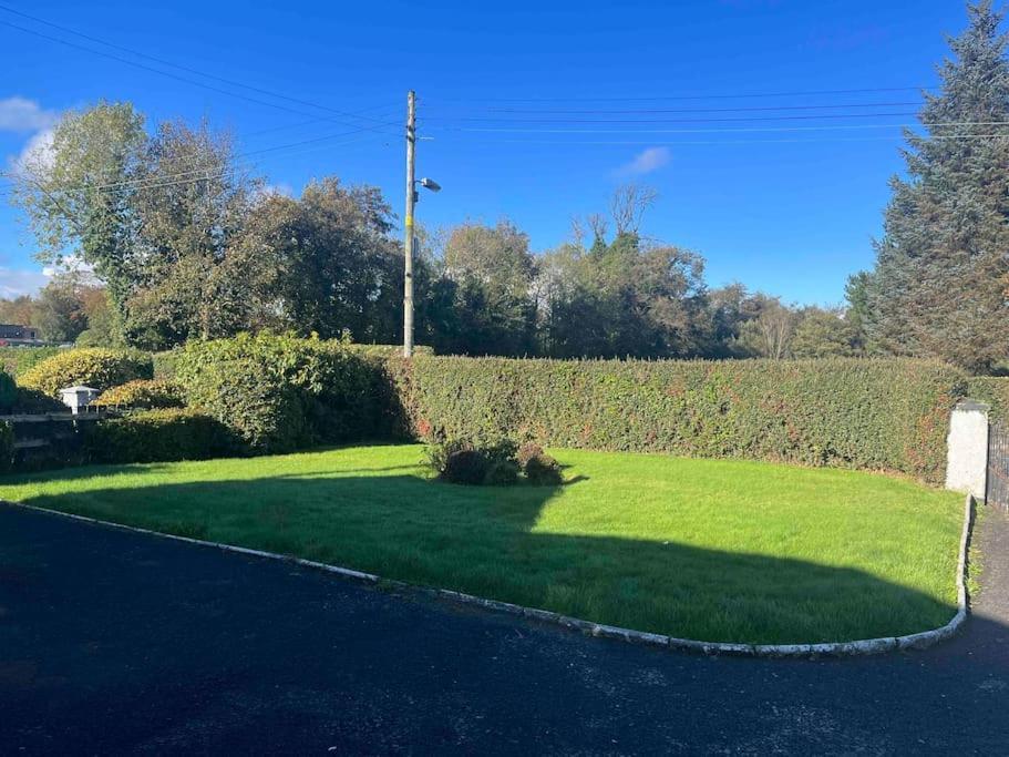 Cosy 4 Bed In Quiet Residential Area! Apartment